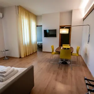 Porta Al Prato Lägenhetshotell